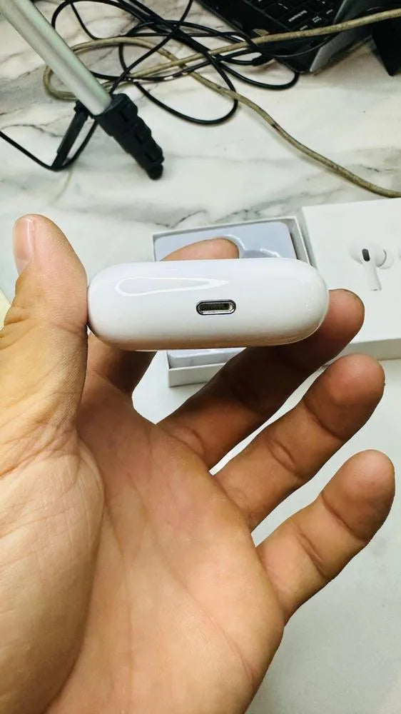 Premium Wireless Earbuds ANC White 5.3 Bluetooth 50g